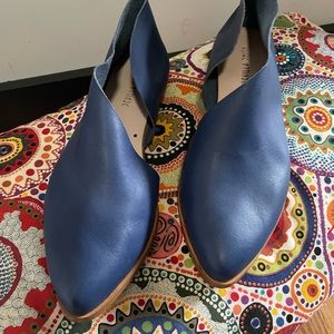 Sevilla Smith Sandy Flats in Marine EU 39/ 8-8.5 US Never Worn